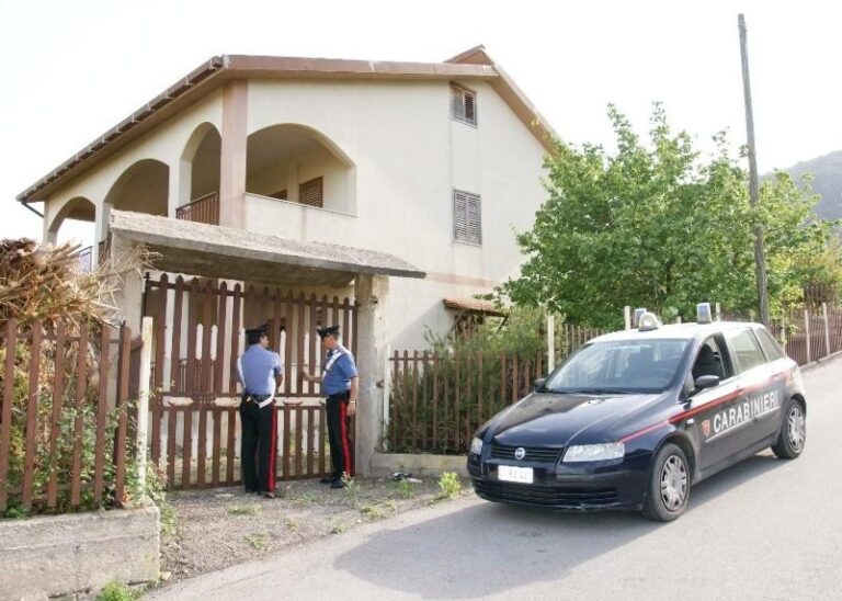 I carabinieri sequestrano i beni del boss mafioso Vincenzo Salpietro