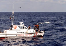 Proseguono le indagini dopo il ritrovamento a mare di un cadavere senza testa