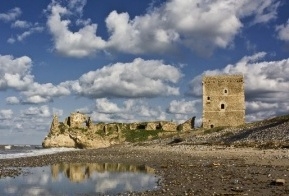 Espero in edicola. Il Castello di Roccella “declassato” a Torre