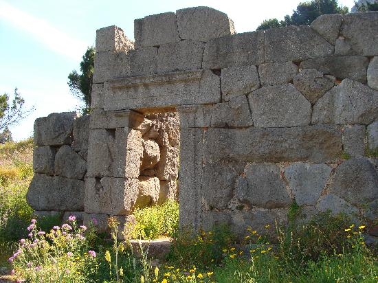 La Rocca e il Tempio al Solstizio d’estate. L’iniziativa di quattro associazioni