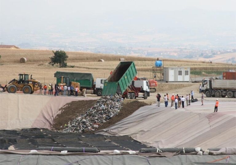 I sindaci delle Madonie pronti alla costituzionedi un ARO per la gestione del ciclo completo dei rifiuti