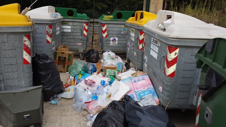 LETTERA. Isola ecologica di Contrada Gennara colma