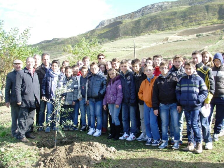 Un ulivo per Padre Pino Puglisi nel giardino della memoria a Raffo