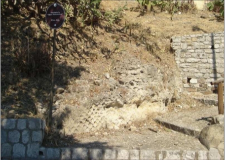 ESPERO IN EDICOLA. Termini Imerese. Danneggiato muro di Età Romana