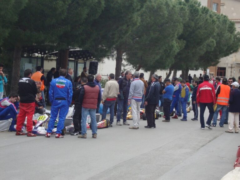 Bandiere rosse e sospensione delle gare al Campionato regionale Kart dopo incidente