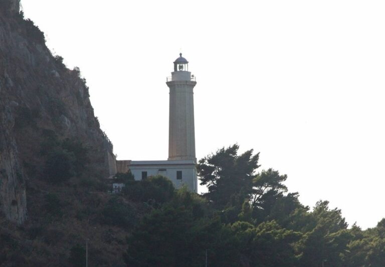 Visita guidata al Faro e Conversazione su “I Fari in Sicilia”