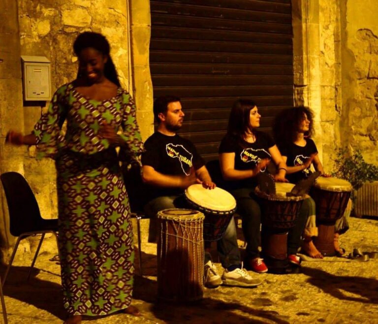 Una serata di solidarietà per i migranti di Piano Torre e Baita del Faggio