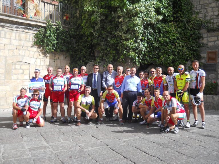 Lunga pedalata tra Nicosia e Gangi