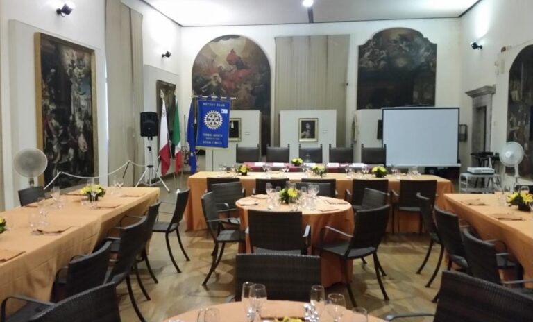 Cena nella Pinacoteca: provvedimento disciplinare per il personale del Museo. E i veri responsabili quando pagheranno?