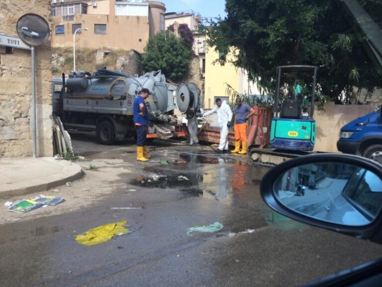 Continuano le falle nella rete fognaria di Termini Imerese