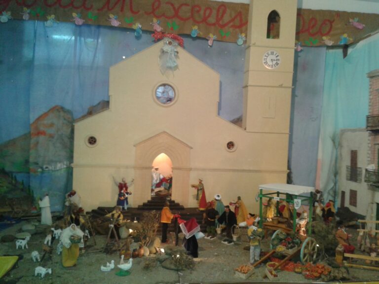 Un originale presepe realizzato dagli alunni della scuola Primaria “Madre Teresa di Calcutta”