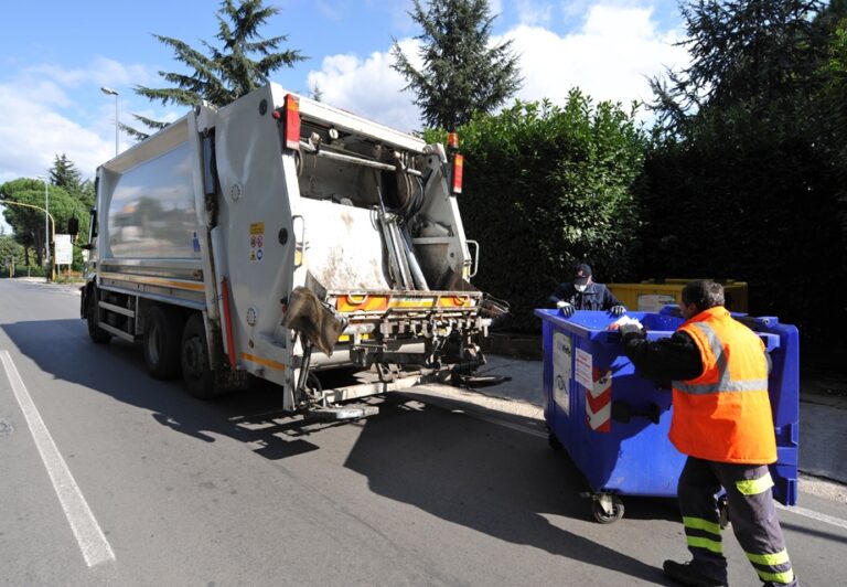 Anche a Trabia niente raccolta rifiuti fino al 6 gennaio