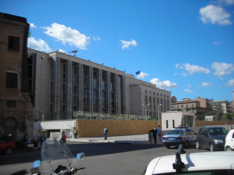 Allarme sicurezza tribunale di Palermo. Anonimo annuncia attentati