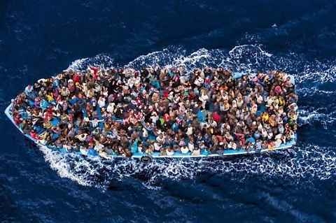 Strage di migranti. Forse 900 i morti