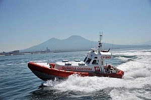 Mazzaforno. Salvate 3 persone a bordo di una barca in difficoltà