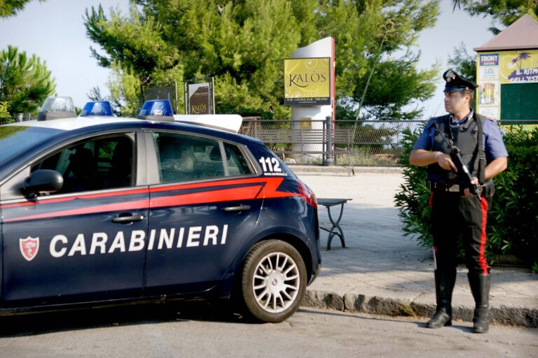 Denunciato il titolare del Kalos per detenzione di carne e pesce in cattivo stato di conservazione