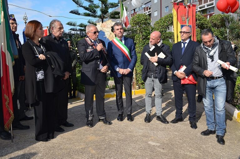 Celebrata la giornata dei  Caduti  a ricordo di Nassiriya e di tutti gli eroi nelle Missioni Umanitarie di Pace nel Mondo