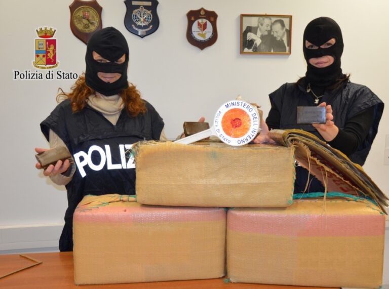 Alla barriera di Buonfornello la Polizia ferma due individui con 90 kg i Hashish per un valore di 400mila euro