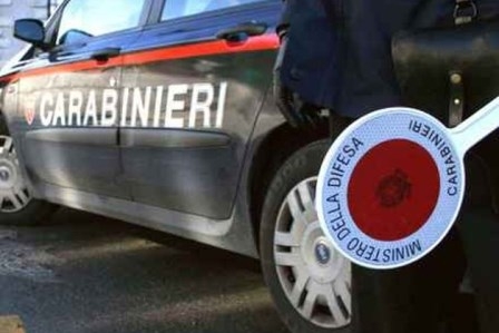 Non si fermano all’alt. Inseguimento da Scillato a Riesi. Arrestati due giovani