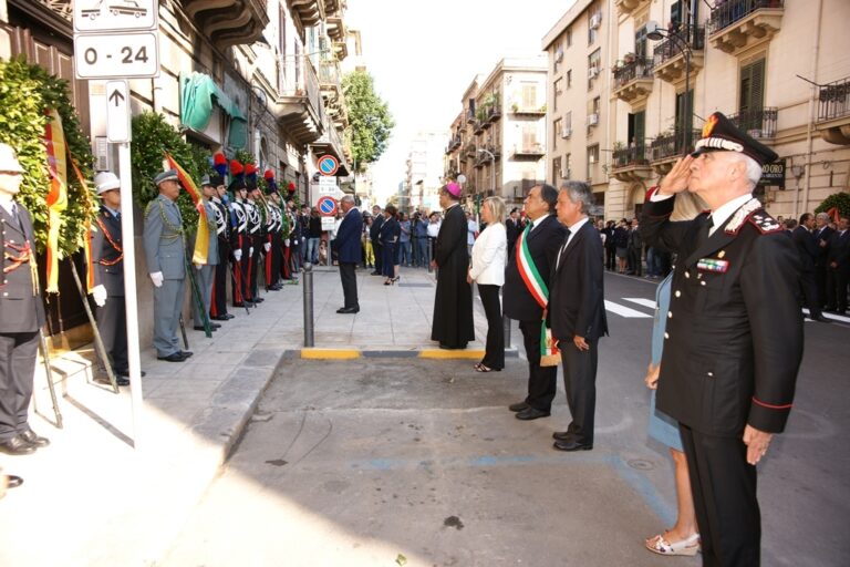 34 anni fa i macellai di Cosa Nostra uccidevano Carlo Alberto Dalla Chiesa. Nell’anniversario della strage si inaugura la  “1^ edizione della festa dell’onestà”