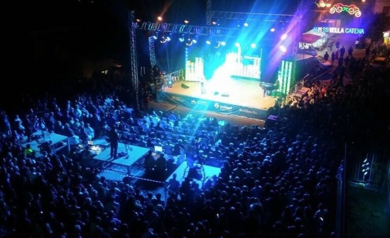 Successo per la festa a Pianello con lo Show di Insieme in Tour che ha promosso Petralia Soprana