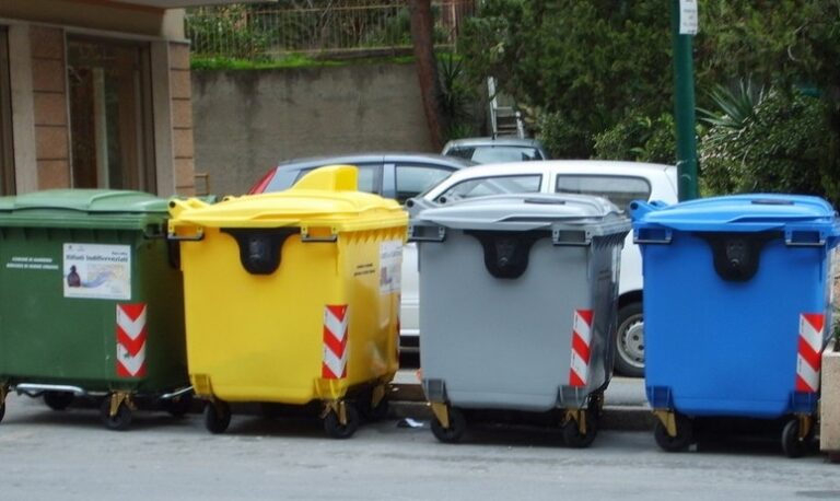 Disposizioni per la raccolta differenziata dei rifiuti fuori dal centro urbano di Altavilla Milicia