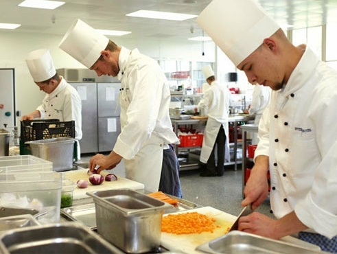 Lavoro. La CIR Food assume numerose figure professionali per mense e strutture di ristorazione aziendale nel nord, centro e sud Italia