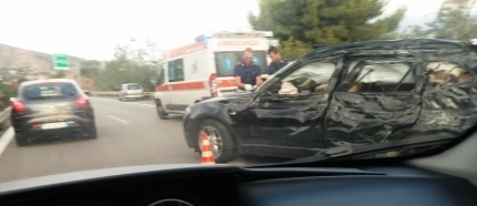 Grave incidente nei pressi dello svincolo autostradale di Termini Imerese. Morto il conducente dell’auto