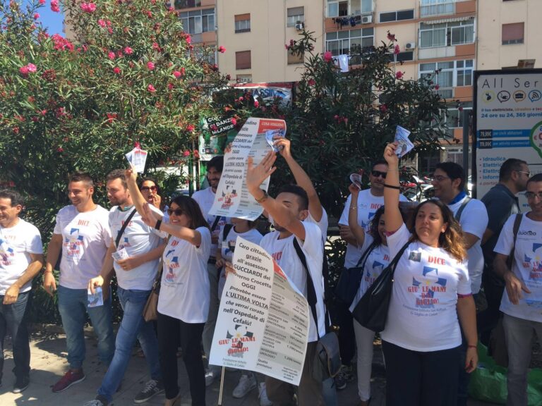 Ospedale Giglio. Dipendenti in sit-in davanti l’Assessorato Regionale alla Salute