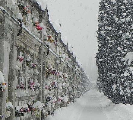Nelle Madonie anche i cimiteri chiusi a causa della neve. E in diversi Comuni domani niente scuola