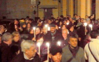 Il clochard e l’assassino a pranzo insieme. E ieri Palermo ricorda la vittima con una fiaccolata