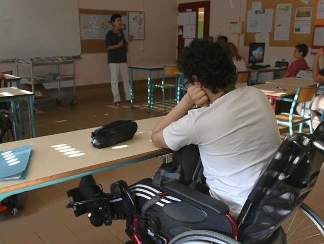 Servizio di assistenza igienico personale per gli alunni disabili della scuola di Cerda