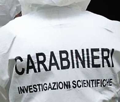 Donna 72enne trovata morta in casa. Fermato un uomo