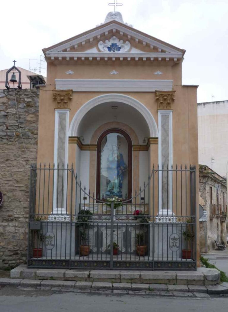 Le Cappelle votive della città di Termini Imerese al seminario promosso da SiciliAntica e dall’Auser per conoscere il passato della città