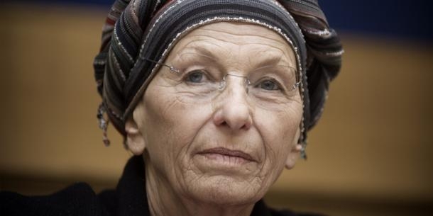 Bonino: “Visti temporanei ai migranti per smistarli nei paesi Ue”