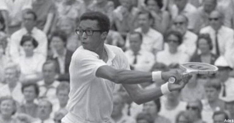 42 anni fa Ashe vince a Wimbledon. Unico tennista nero ad aggiudicarsi il prestigioso trofeo inglese