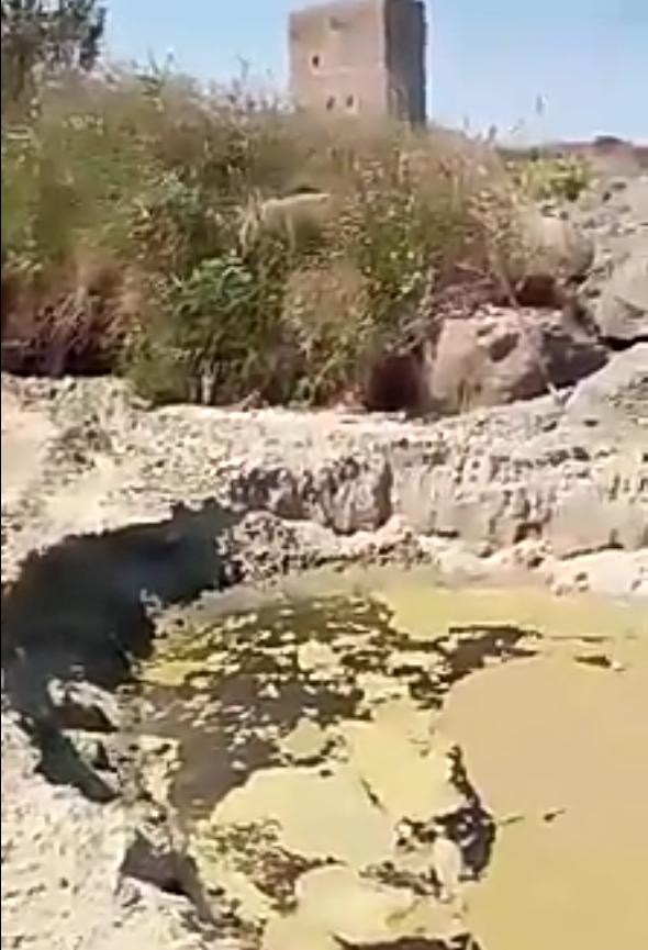 Guasto nella condotta fognaria di Campofelice: i liquami si riversano sulla spiaggia