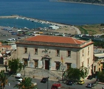 Termini Imerese, il palazzo comunale in Piazza Duomo versa in precarie condizioni