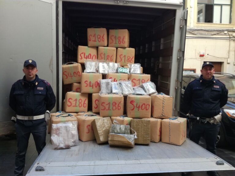 Colpo grosso della Polizia: sequestrati 1.500 chilogrammi di droga per un valore di oltre nove milioni di euro