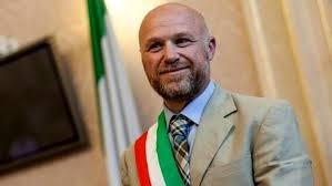 Il sindaco di Livorno annuncia: “Indagato per l’alluvione”