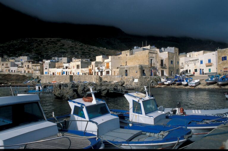 Pubblicato dal Dipartimento Pesca della Regione il bando per la promozione del capitale umano e formazione di nuovi pescatori