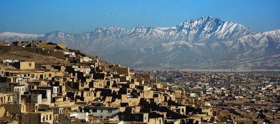 Esplode autobomba a Kabul: 17 morti, 110 feriti