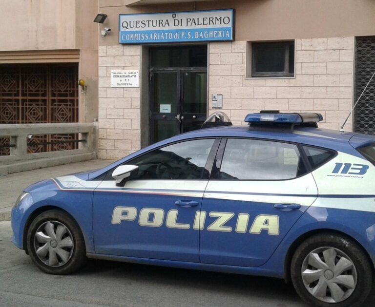 In due stavano rapinando una villa. Arrestati dalla Polizia