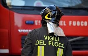 Esplosione in azienda del comasco: dieci feriti