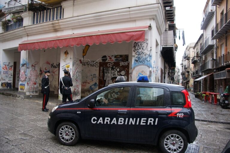 Magnete sul contatore Enel: arrestato titolare di una pescheria