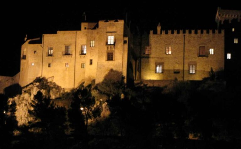 Il mistero della Baronessa di Carini, visita serale al Castello e al borgo di Carini