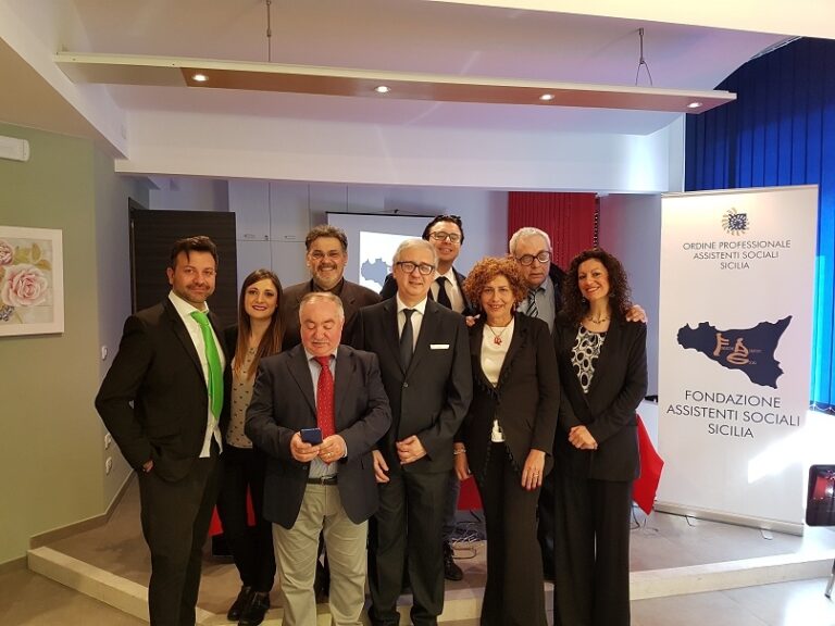 Inaugurata la Fondazione dell’Ordine degli Assistenti Sociali. Solidarietà dell’assessore Ippolito: secondo una recentissima indagine il 90% sono stati aggrediti verbalmente