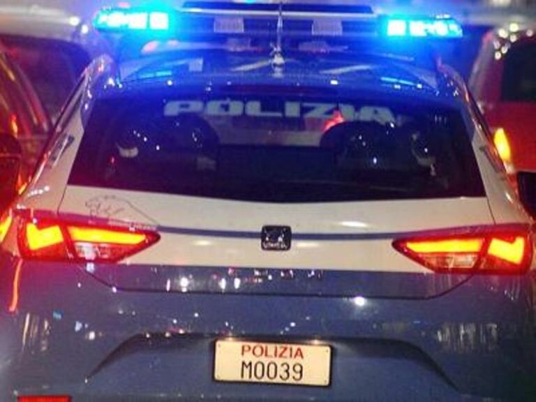 Si introduce furtivamente all’interno di una scuola per rubare. Arrestato 22enne