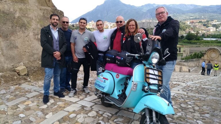 Festa di benvenuto del Club di Termini Imerese a “Italia in Vespa”