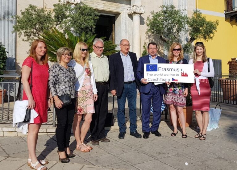 Altavilla Milicia. Concluso il Progetto Erasmus: la visita conclusiva presso l’Istituto Comprensivo “Mons. Gagliano”